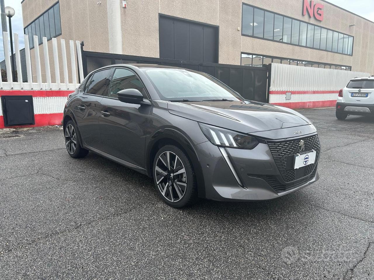 Peugeot 208 GT-LINE