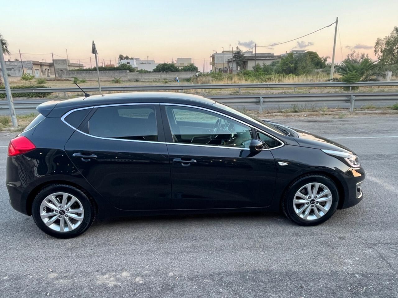 Kia Ceed 1.6 CRDi 5 porte Unipro 2016