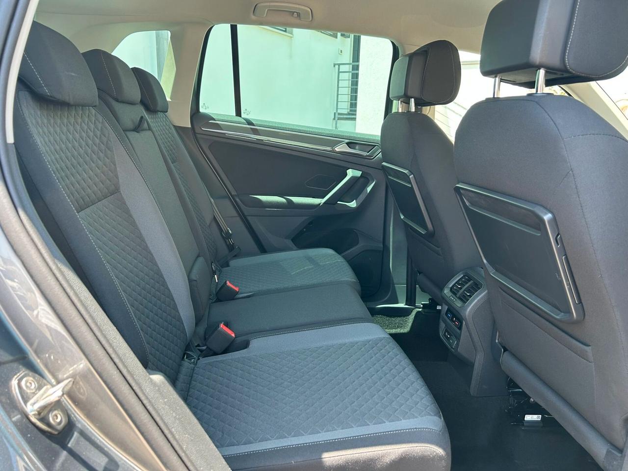 VW Tiguan 2.0 TDI 150Cv DSG R-LINE Km118.000-2018