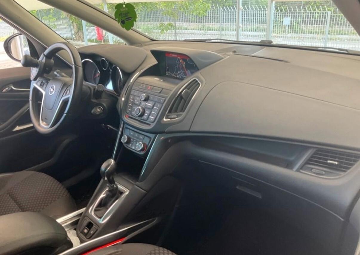 Opel Zafira Tourer 2.0 CDTi 130CV aut. Cosmo