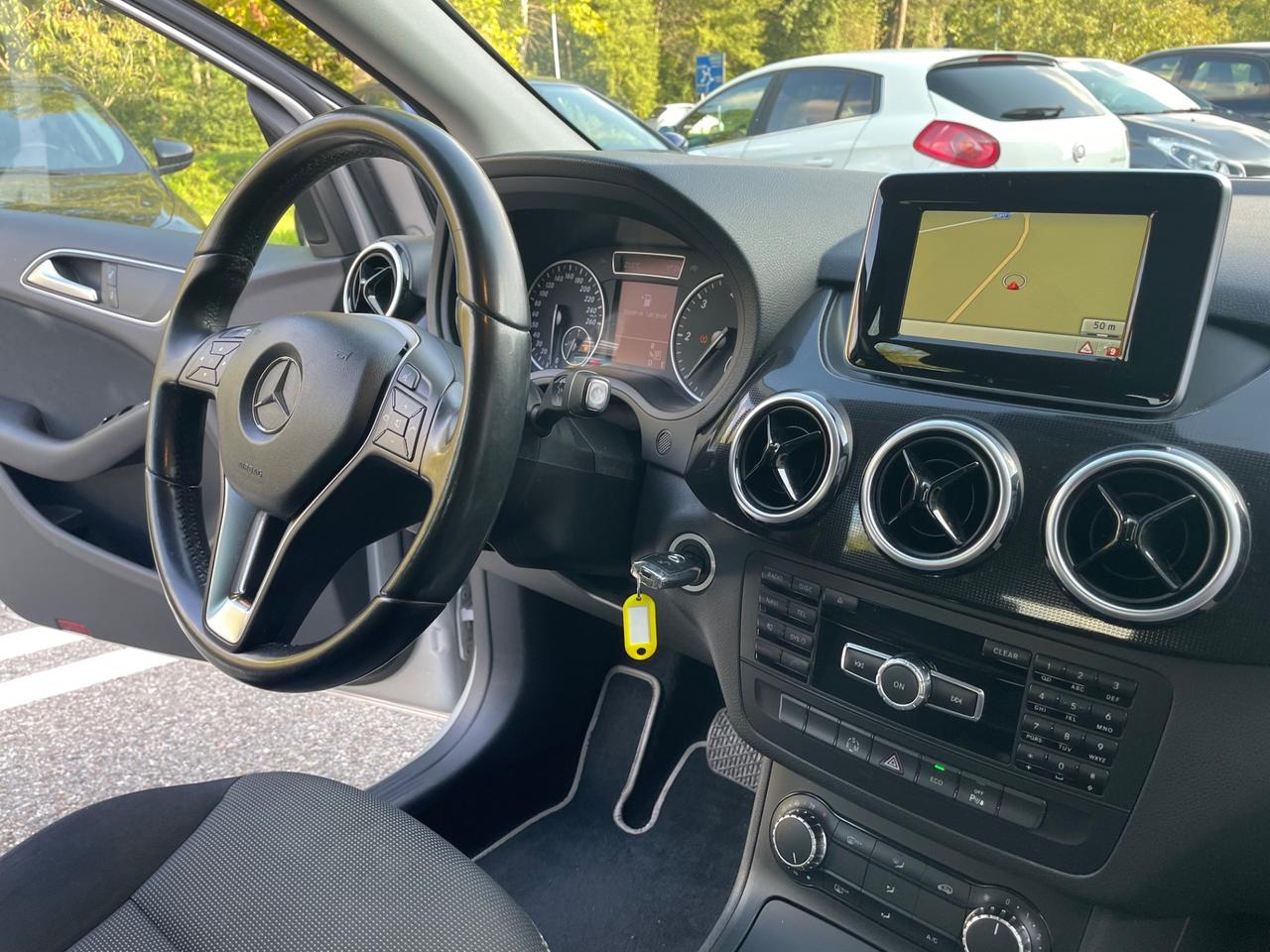 Mercedes-benz B 180 CDI Automatik*Navi*Retrocamera*