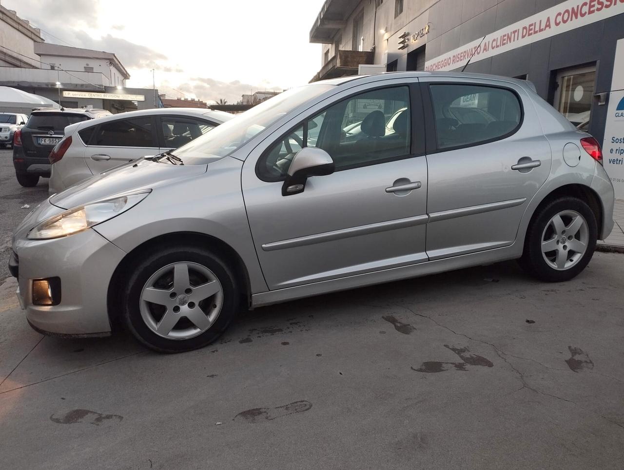 Peugeot 207 1.4 HDi 70CV 5p.