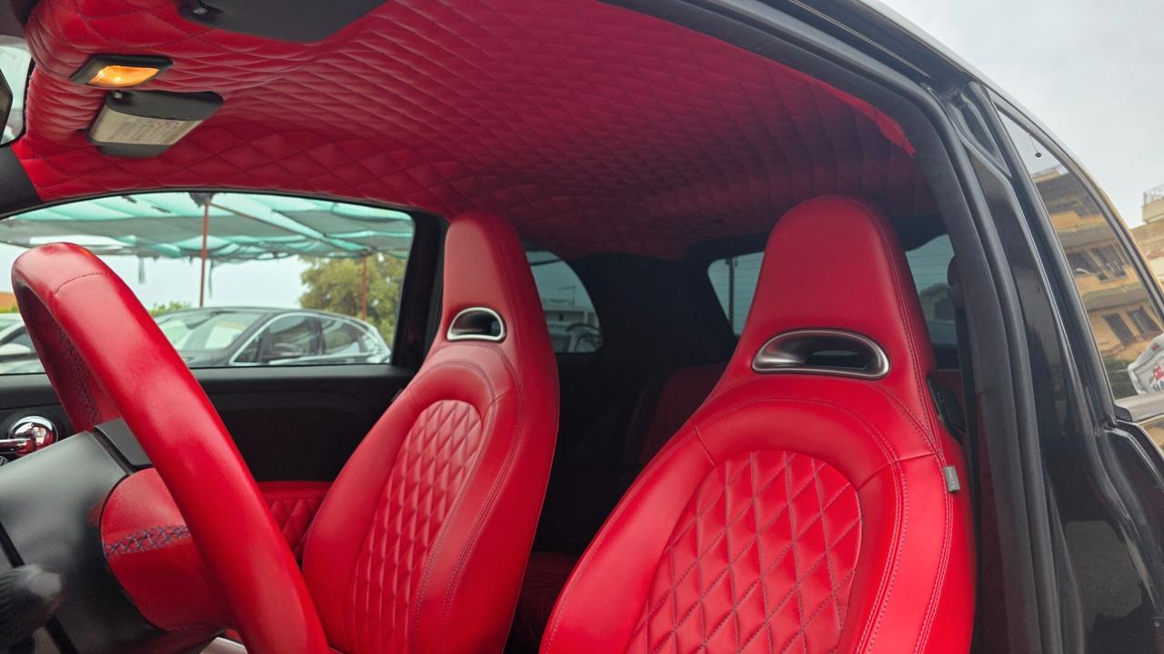 Abarth 500 1.4 T-Jet 135CV - INTERNI FATTI A MANO