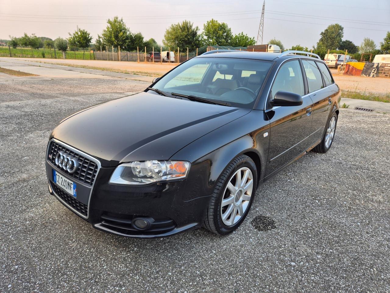 Audi A4 2.0 16V TDI Avant Top