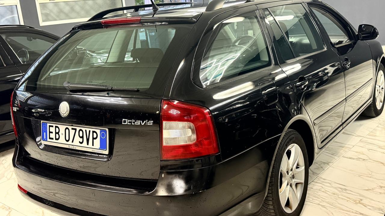Skoda Octavia 1.6 TDI CR F.AP. Elegance