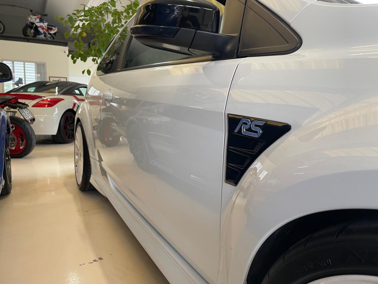 Ford Focus RS 2.5T (538 cv)