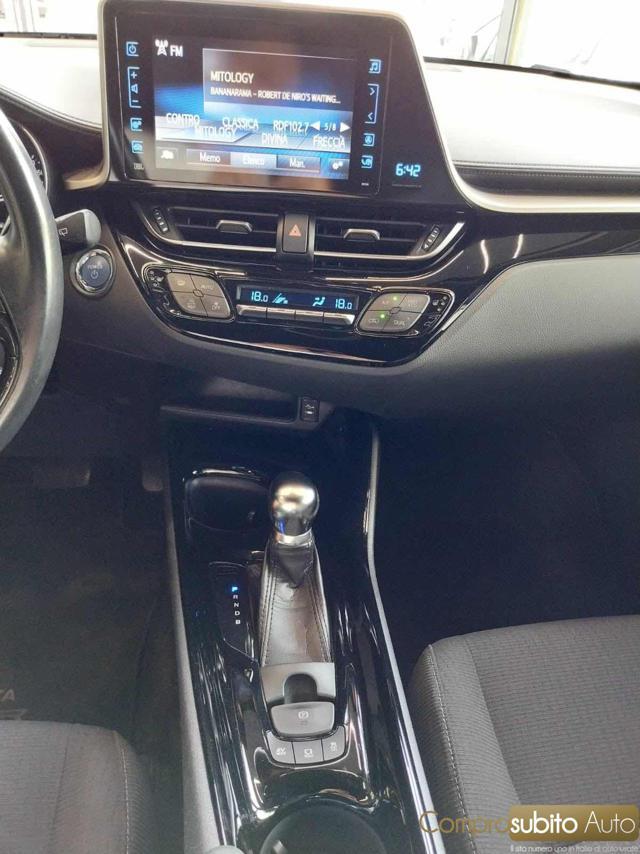 TOYOTA C-HR 1.8 Hybrid E-CVT Trand PROMO