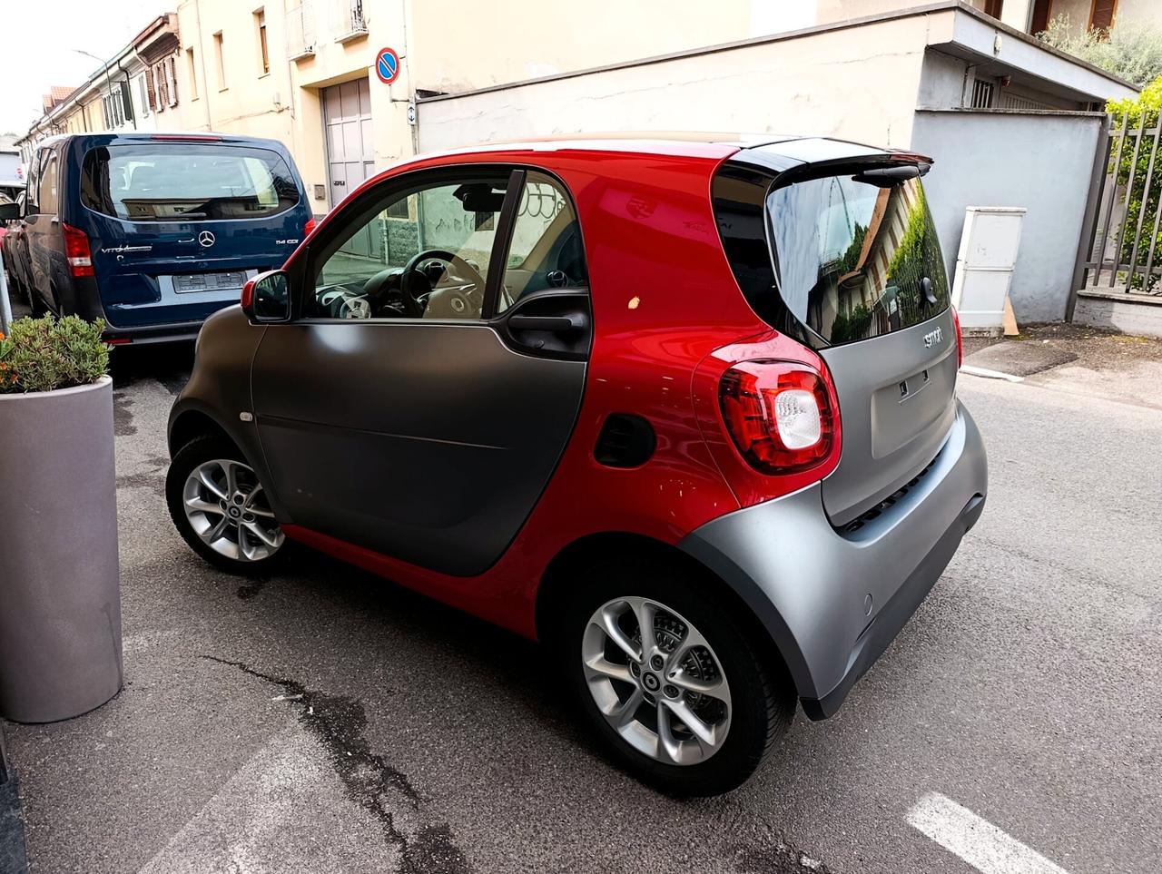 Smart ForTwo 70 1.0 twinamic Passion 2019 solo km 26.156