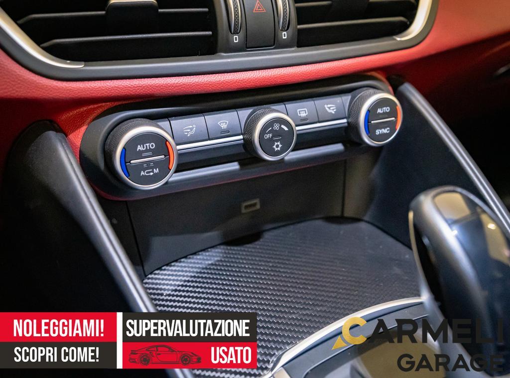 Alfa Romeo Giulia Berlina 2.9 V6 Bi-Turbo AT8 Quadrifoglio 510CV