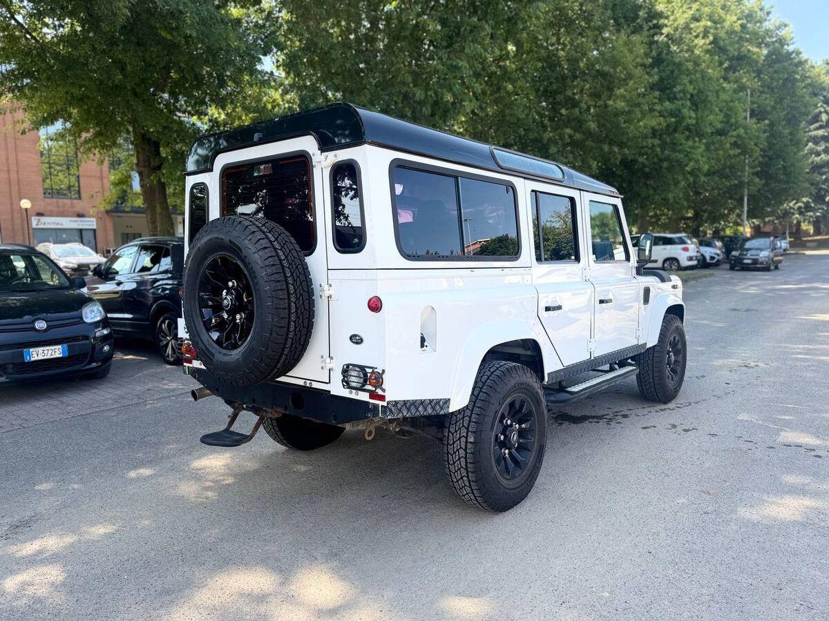 Land Rover Defender 130 110 2.2 td SW