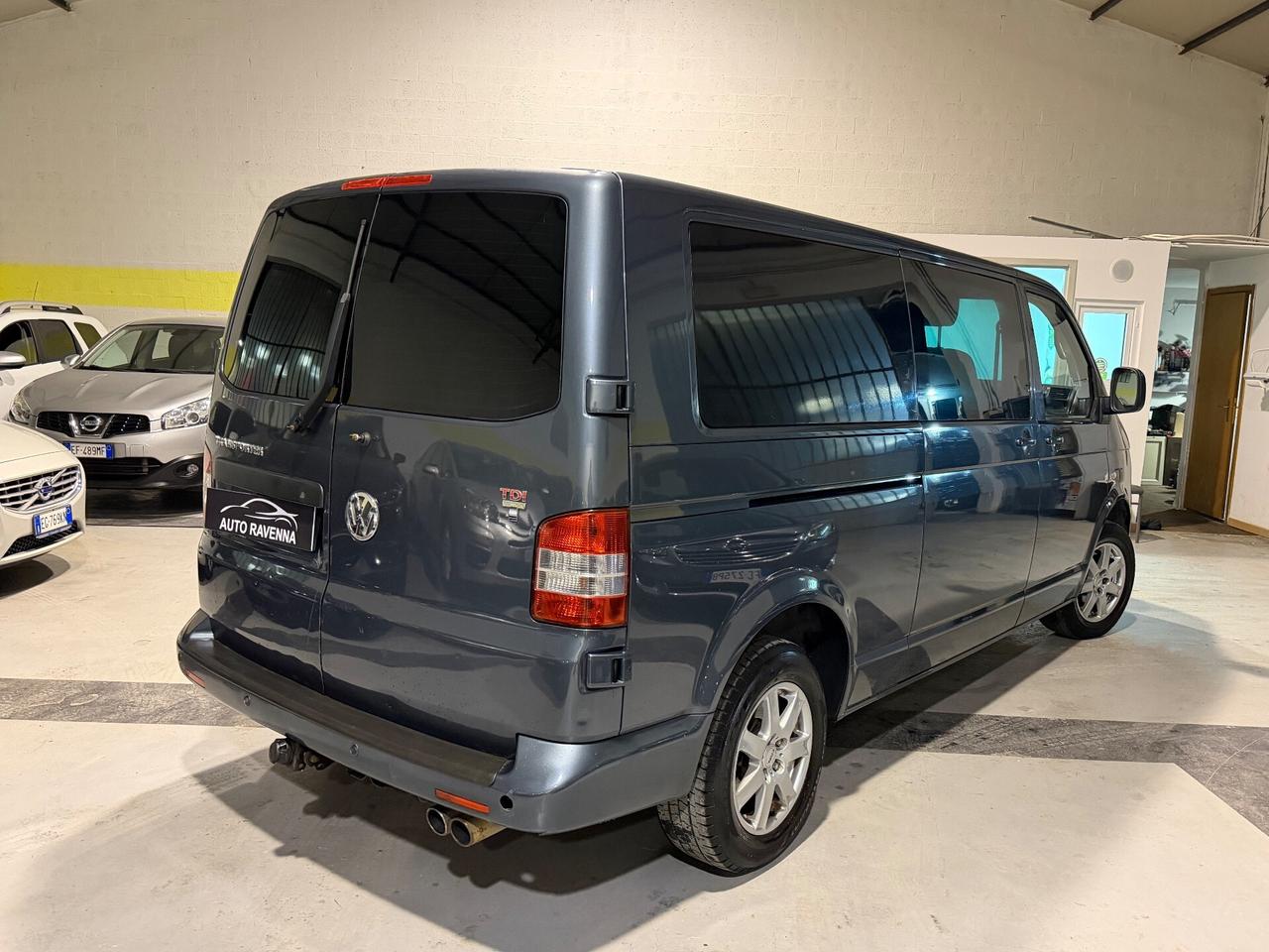 Volkswagen Transporter T-EDITION FULL 2.5 TDI 180CV DSG 2010