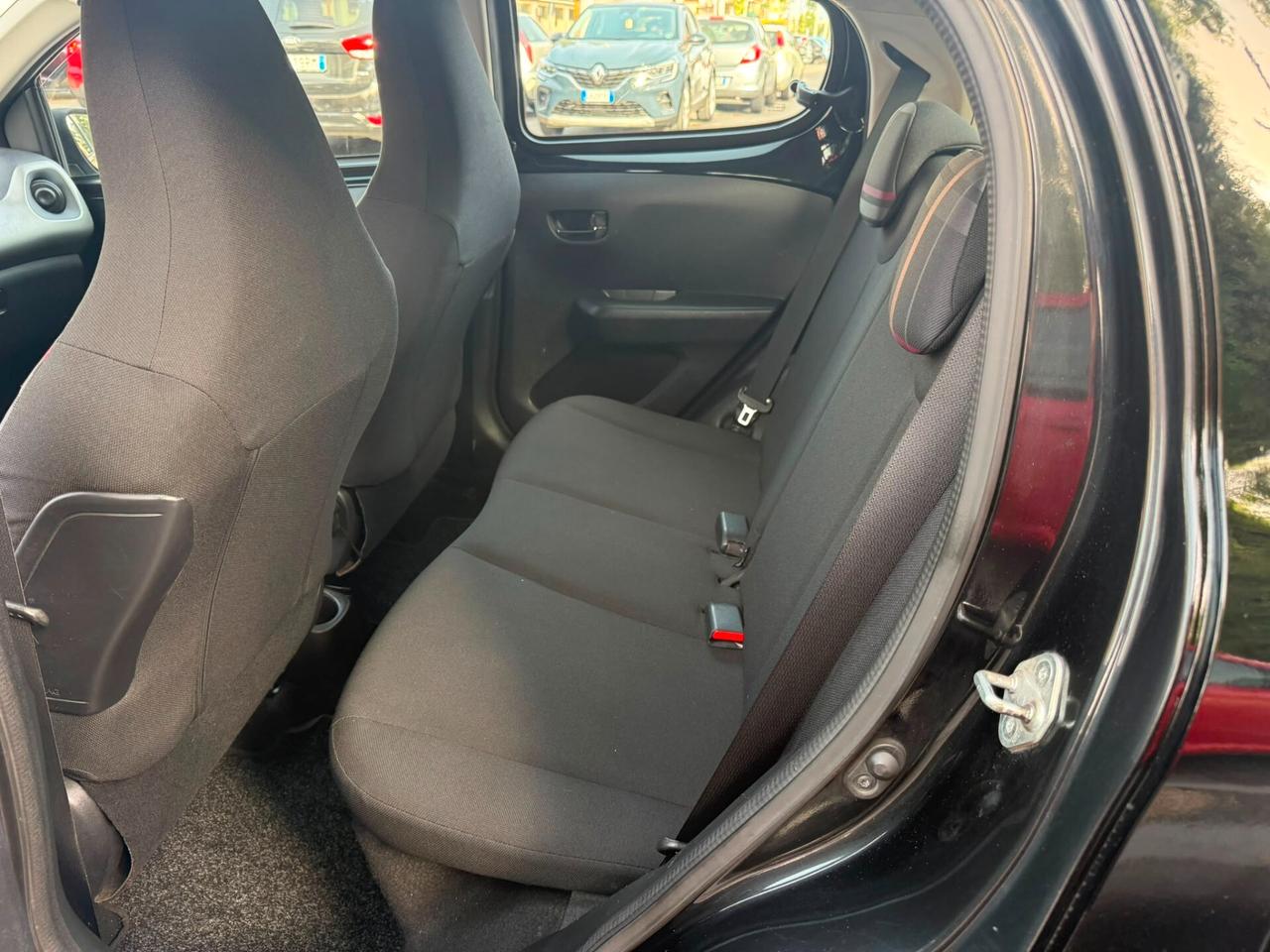 Peugeot 108 VTi 68 2014 garantita