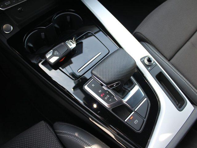 AUDI A4 40 TDI quattro S tronic S line edition