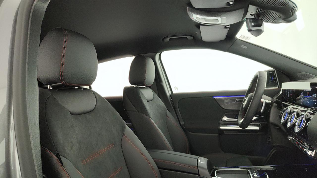 Mercedes-Benz GLA 200 d automatic