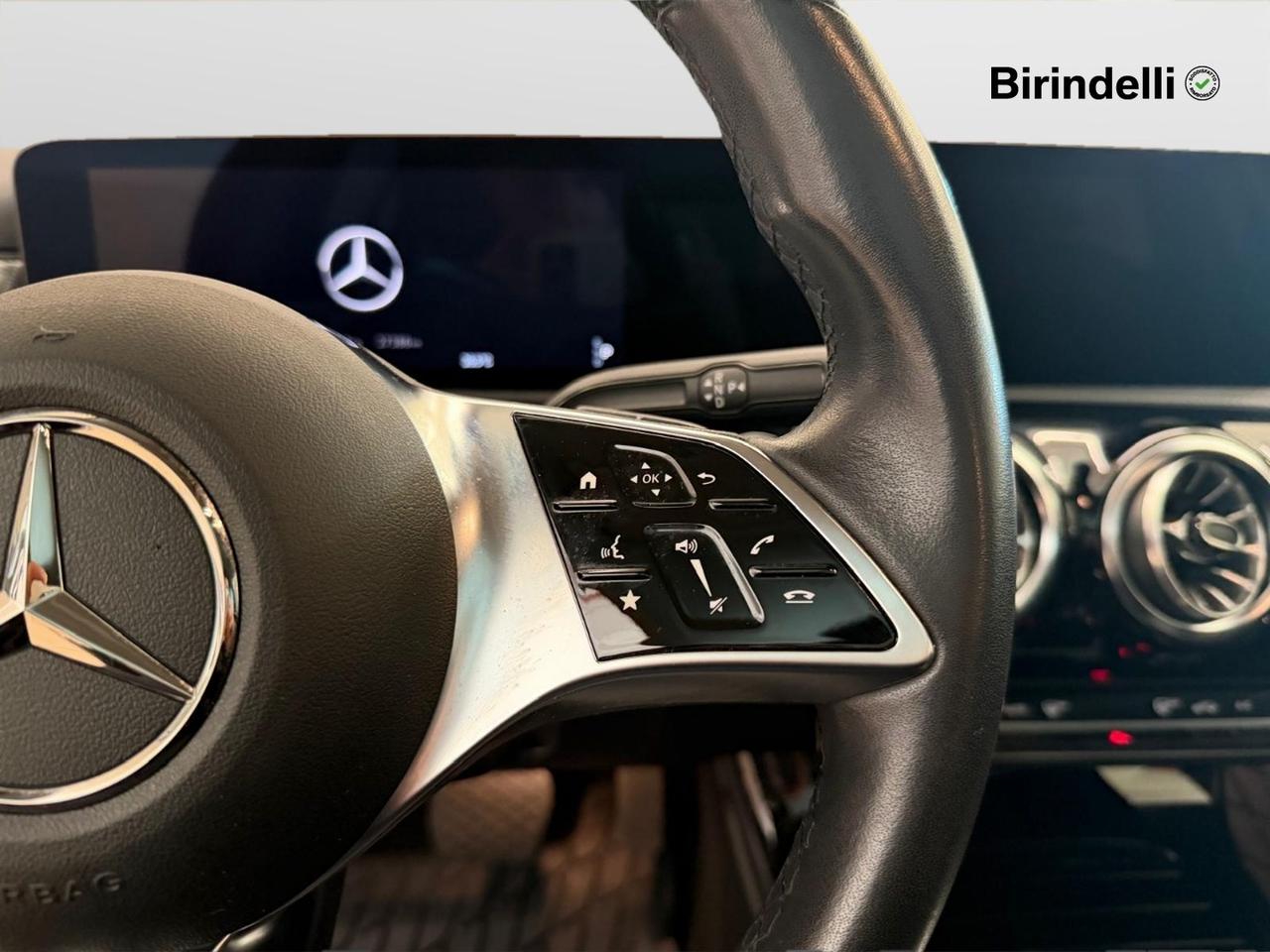 Mercedes-Benz Classe A (W177) - A 180 Automatic Progressive Advanced Plus