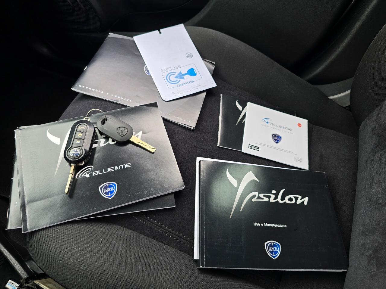 LANCIA YPSILON ECOCHIC 2015 PARI AL NUOVO
