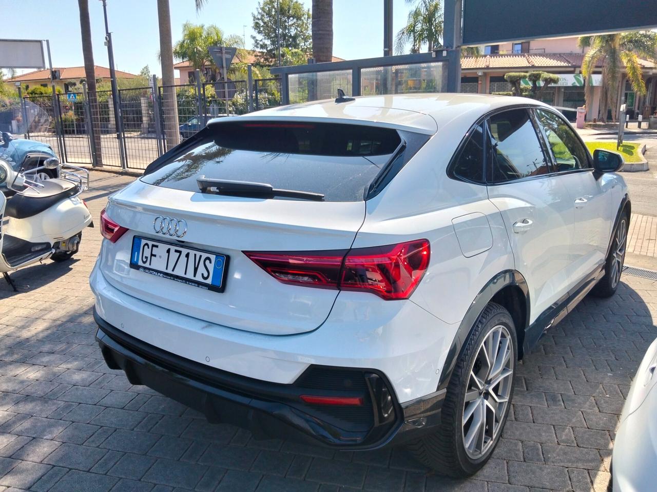 Audi Q3 SPB 35 TDI quattro S line edition