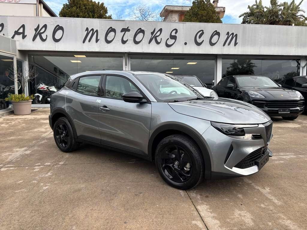 Alfa Romeo Junior 1.2 145 CV Hybrid 2026 KM 0 IVA ESPOSTA Tua a solo 249 Euro al mese