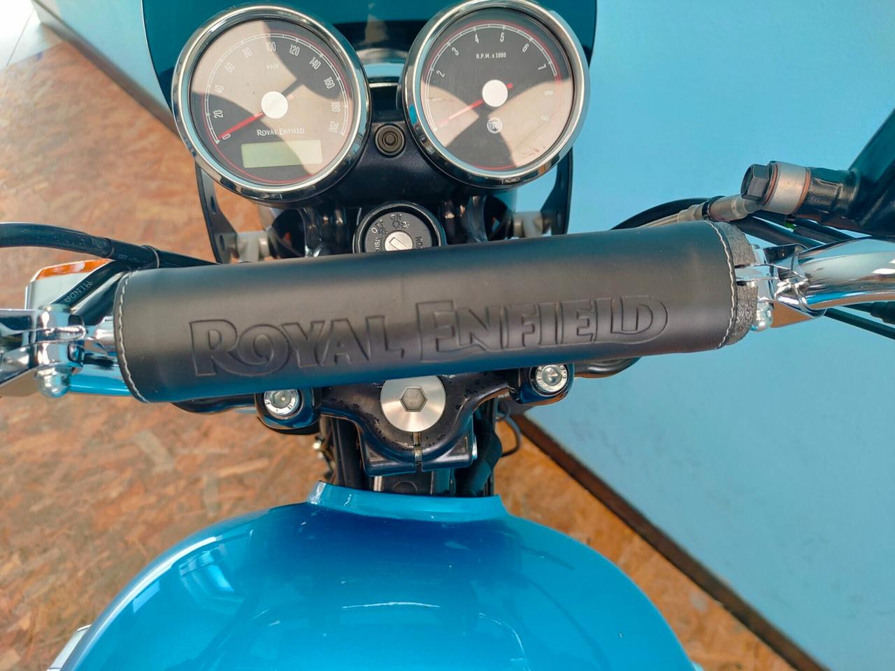 Royal Enfield Interceptor 650 con soli 6499 km.