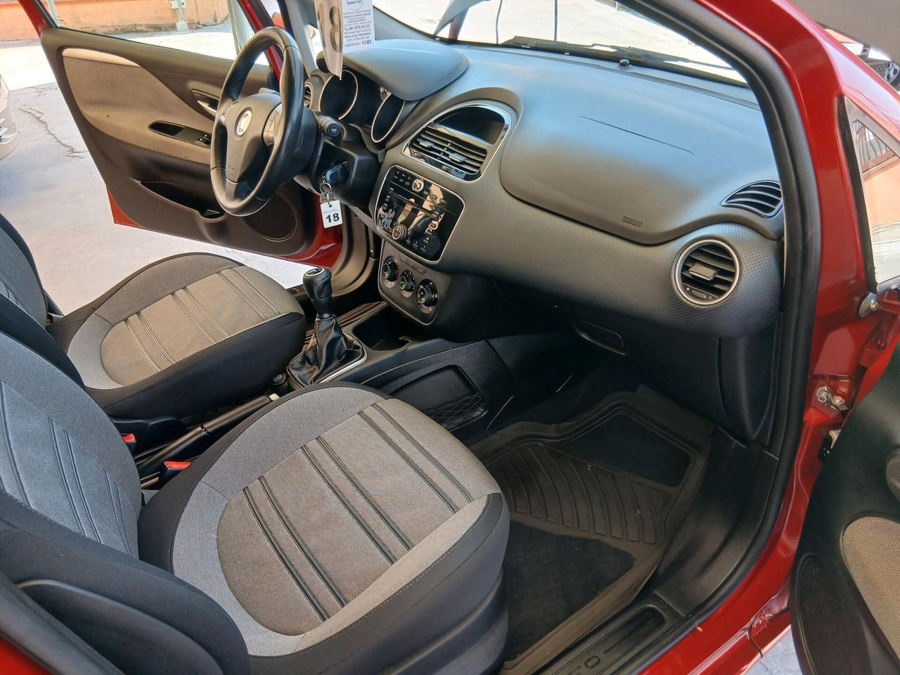 Fiat Punto Evo 1.3 Mjt 75 CV DPF 5p full 11