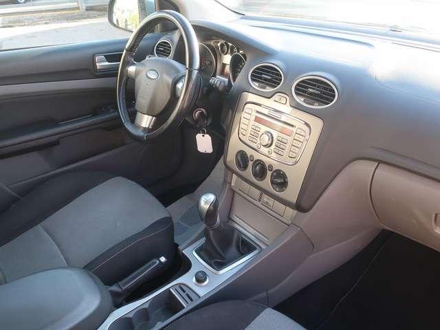 Ford Focus Focus II 2008 SW Style Wagon 1.6 tdci dpf