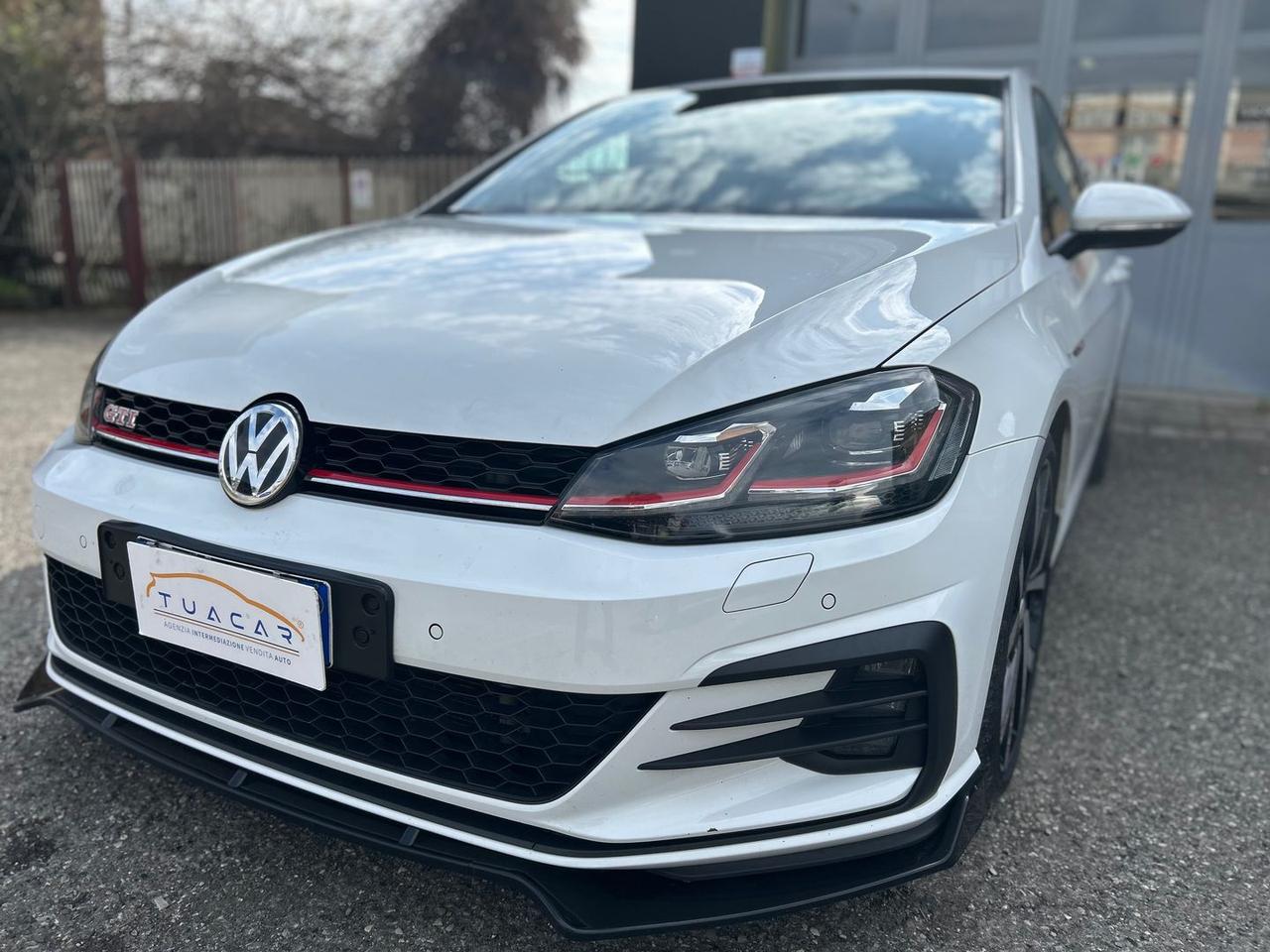 Volkswagen Golf GTI Highline 2.0 TSI GTI Performance