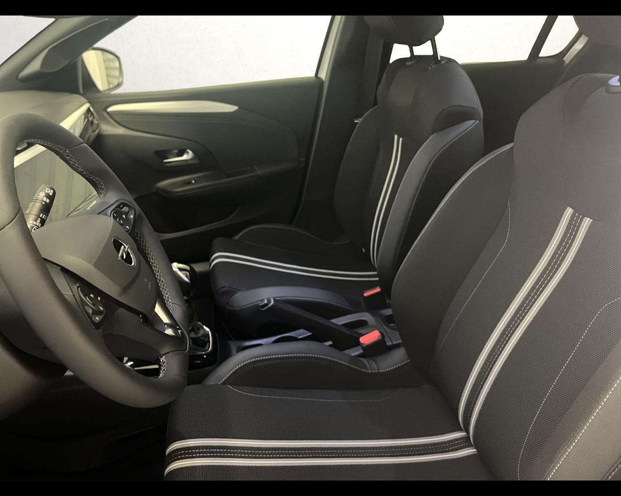 OPEL Corsa Yes Benzina 100 CV (74kW) Manuale