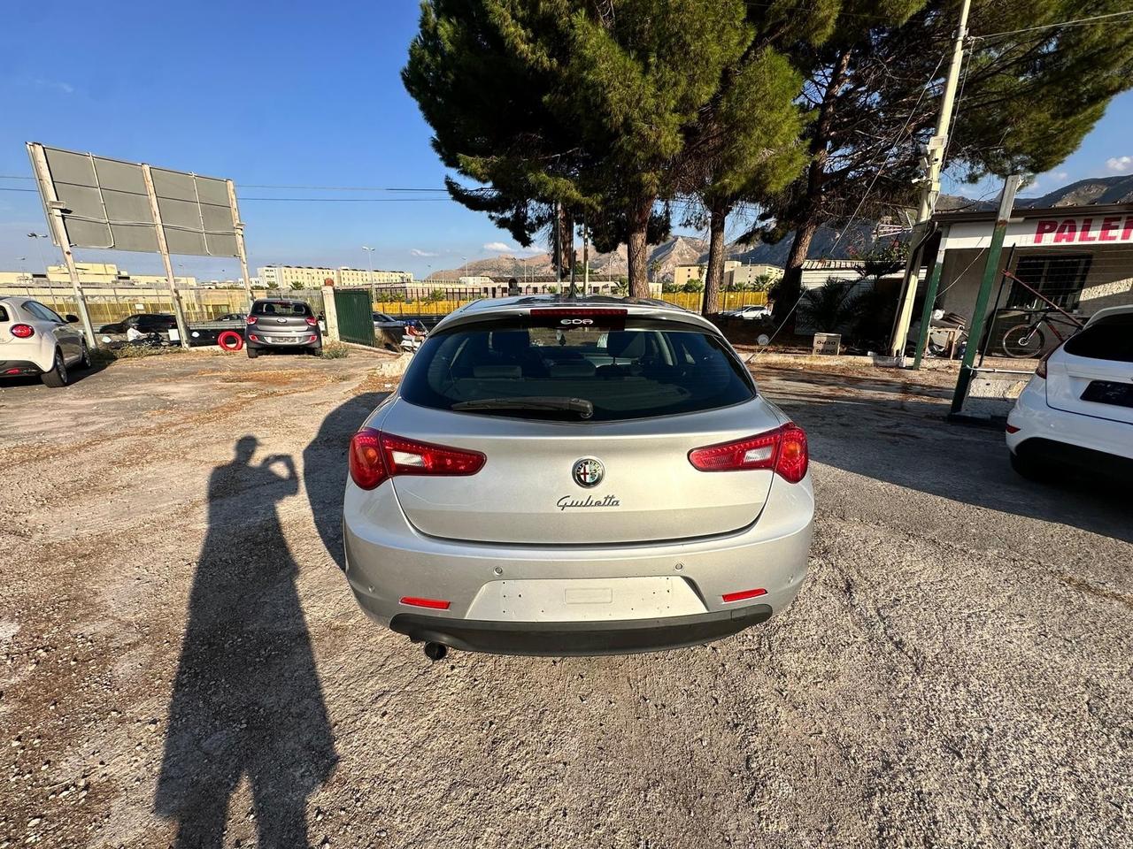 Alfa Romeo Giulietta 1.6 JTDm-2 105 CV Distinctive
