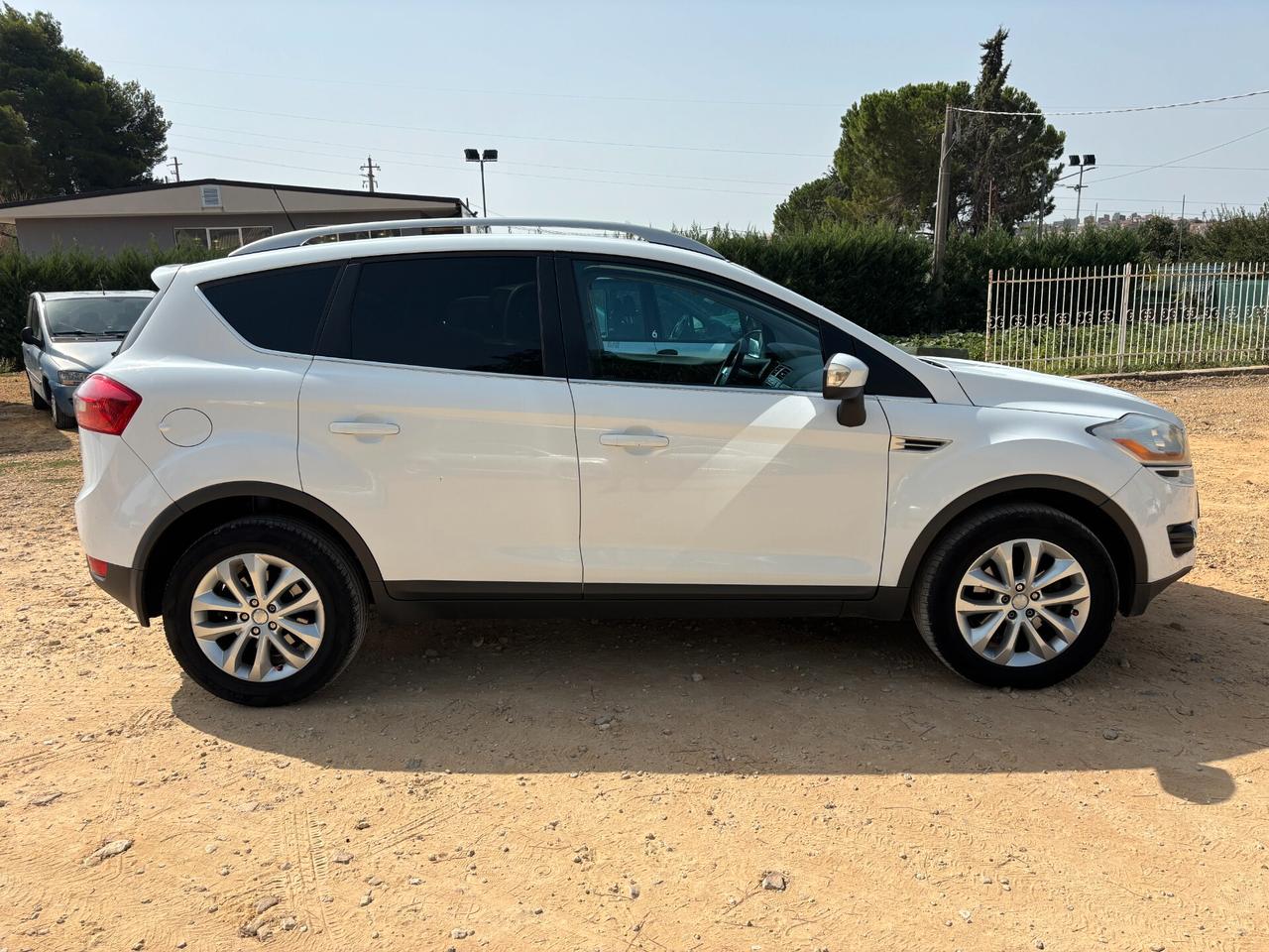 Ford Kuga 2.0 TDCi 136 CV 2WD Titanium - 2009