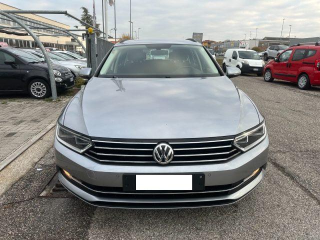 VOLKSWAGEN Passat Variant 2.0 TDI DSG Business BlueMotion Tech