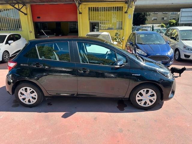 Toyota Yaris 1.5 Hybrid 5 porte Active, AUTOMATICA!!