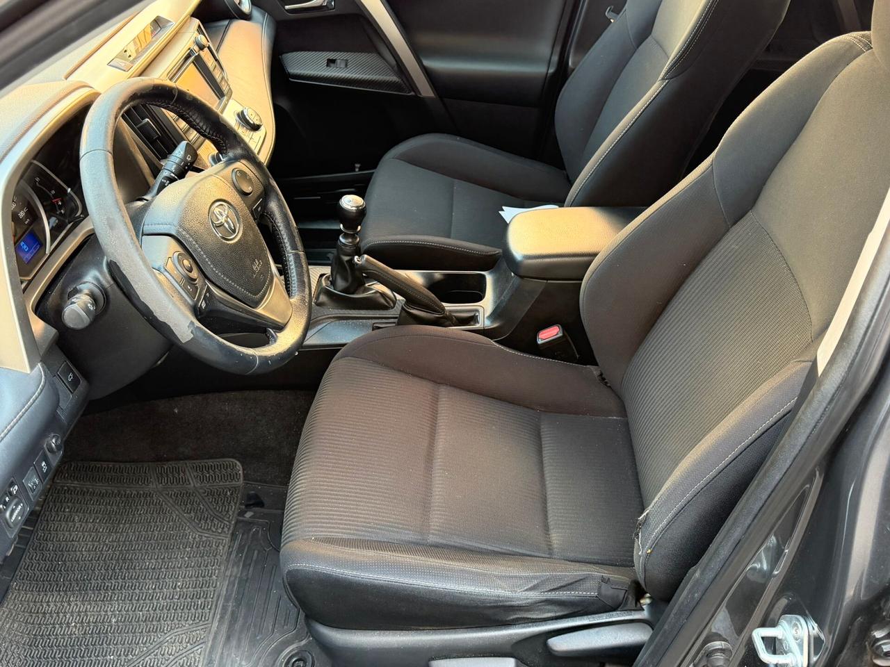 Toyota RAV 4 RAV4 2.0 D-4D 2WD Active