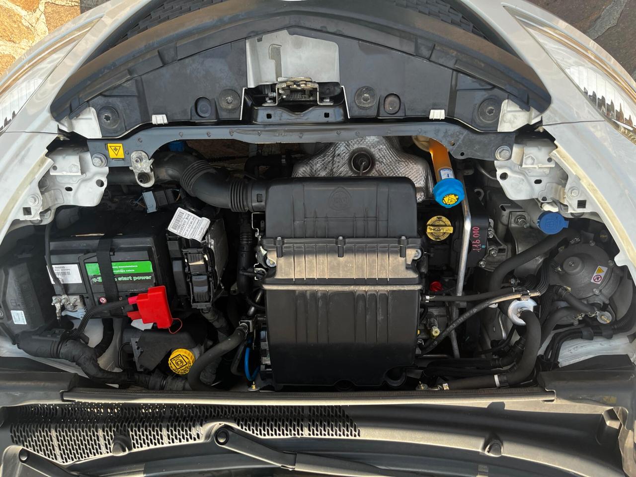 Lancia Ypsilon 1.2 69 CV 5 porte GPL Ecochic Elefantino Blu