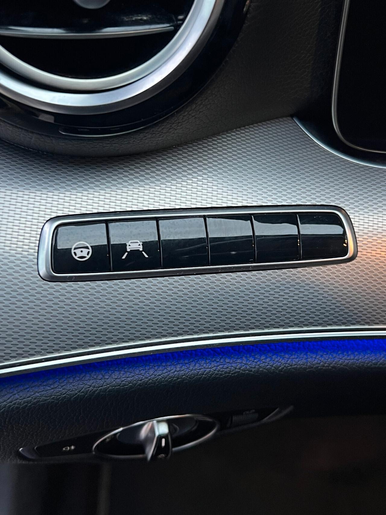 Mercedes-benz E 300 de Auto EQ-Power Business Extra