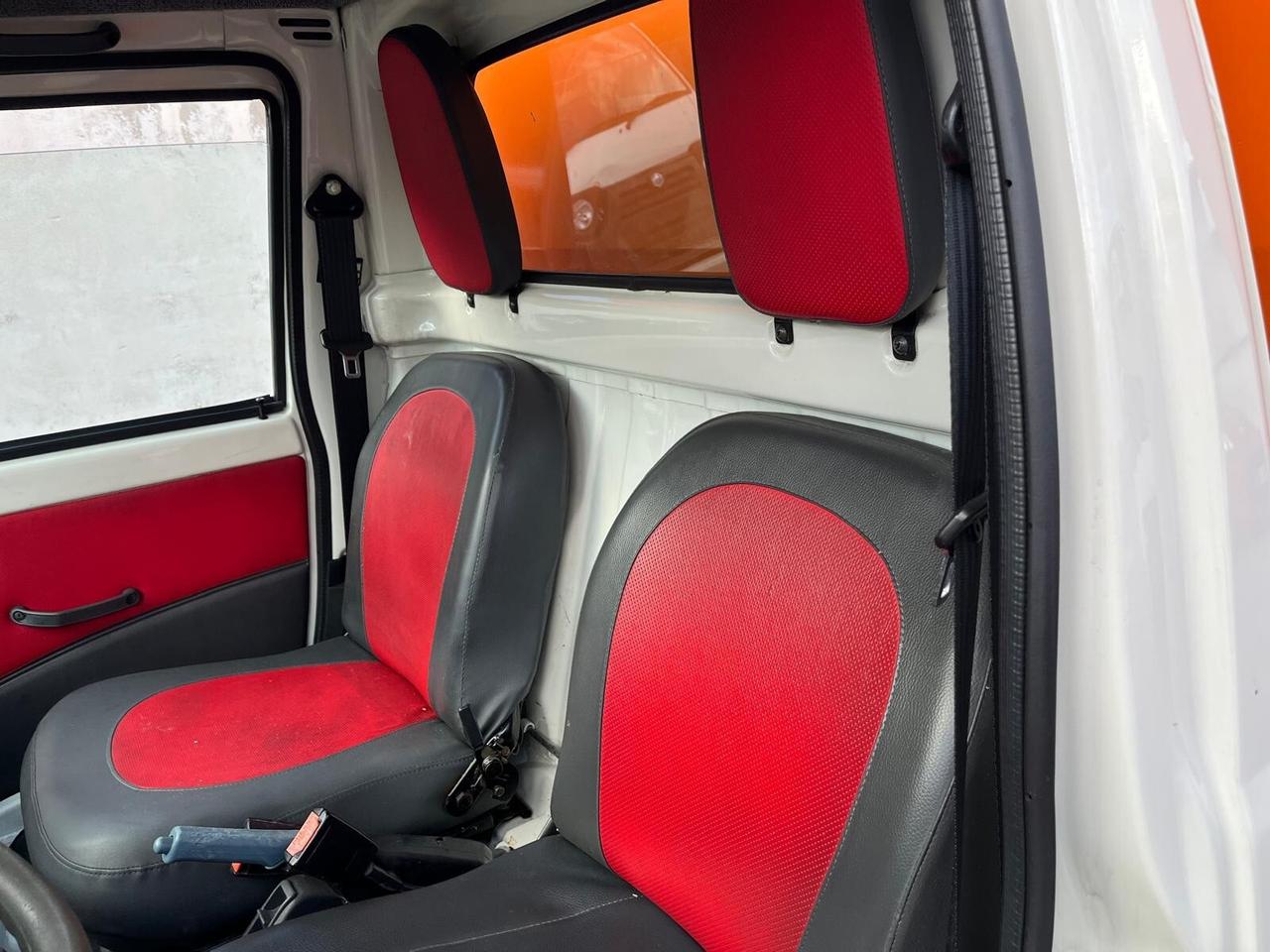 Piaggio quargo con vasca/rib.-700 cc- Diesel -2014