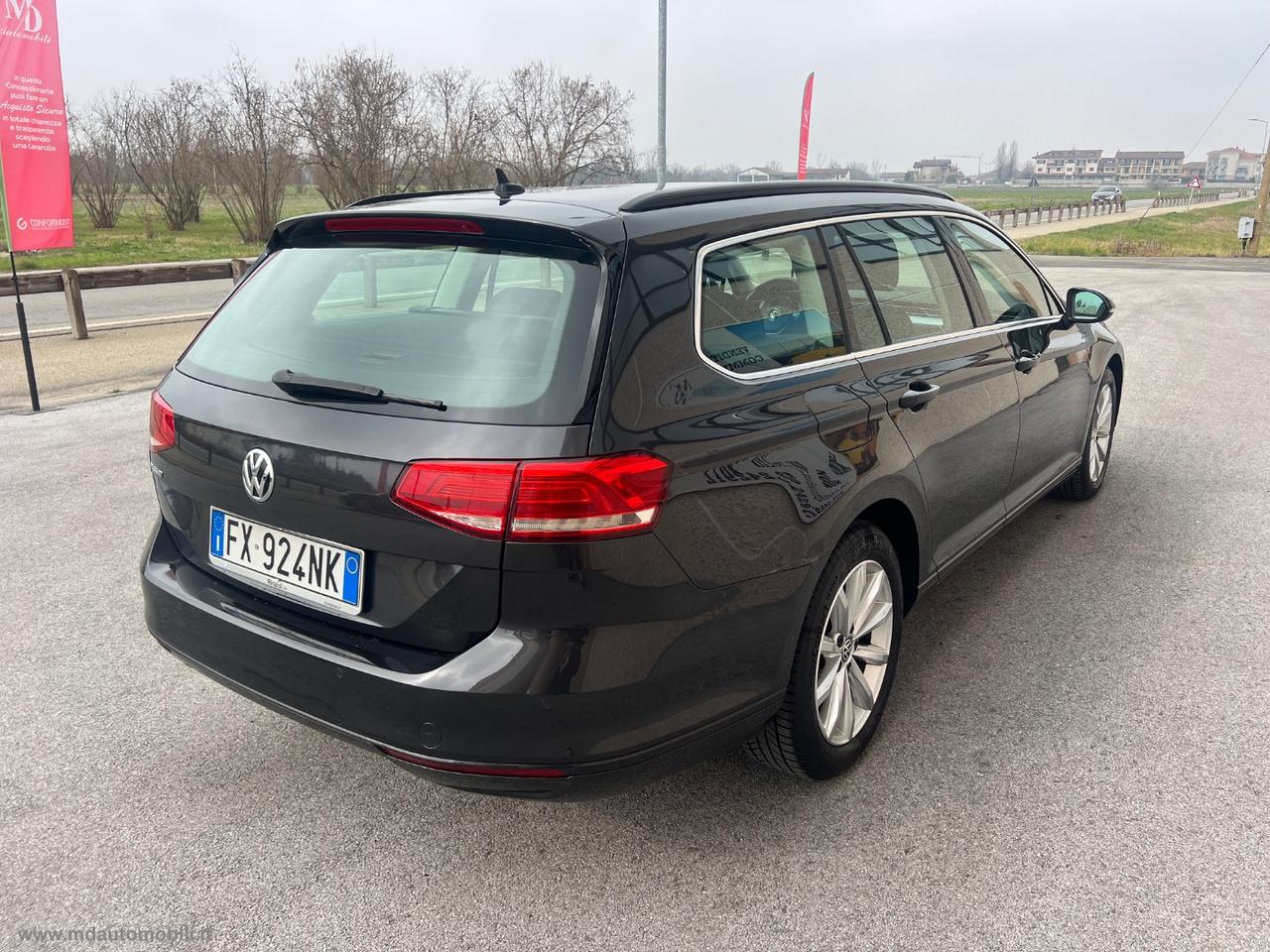 VOLKSWAGEN Passat Variant 2.0 TDI Business BMT SOLO KM.100000 TAGLIANDI VW