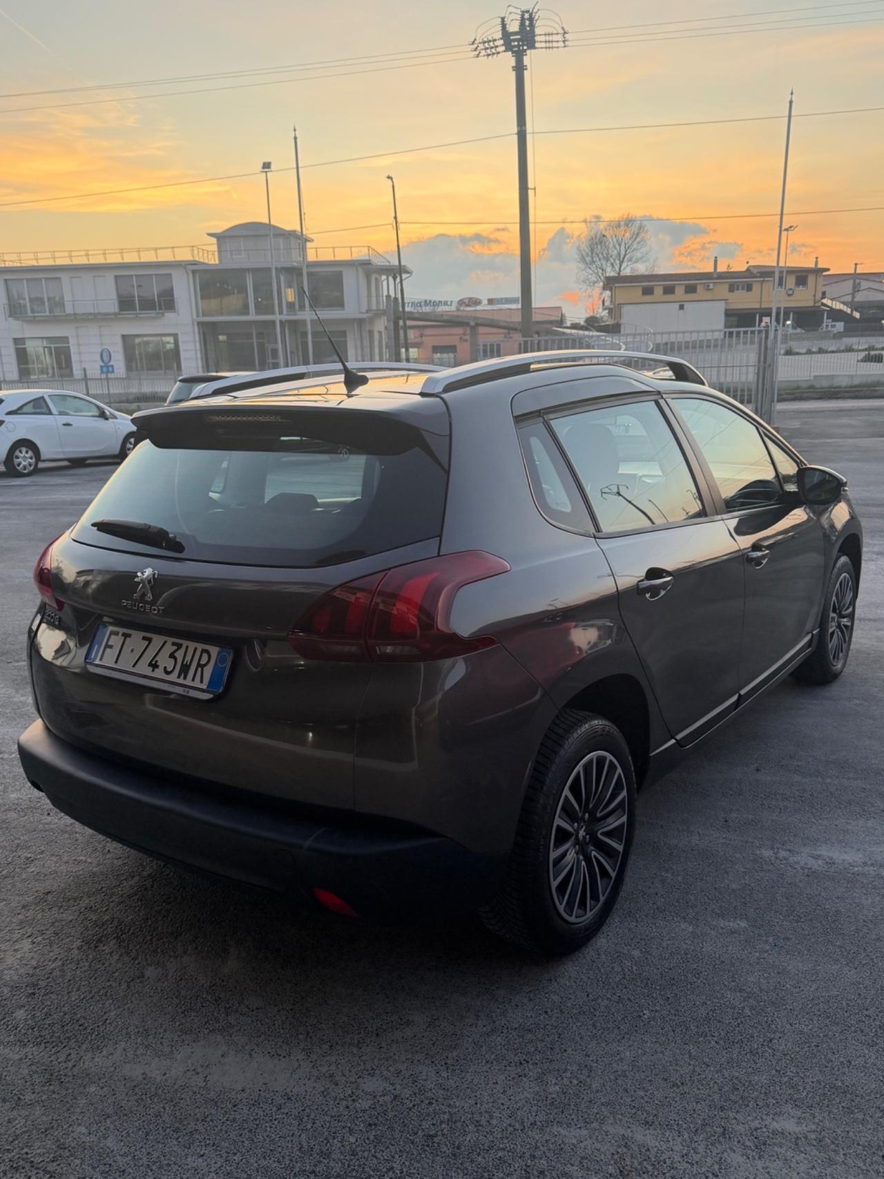 Peugeot 2008 BlueHDi 100 S&S Allure
