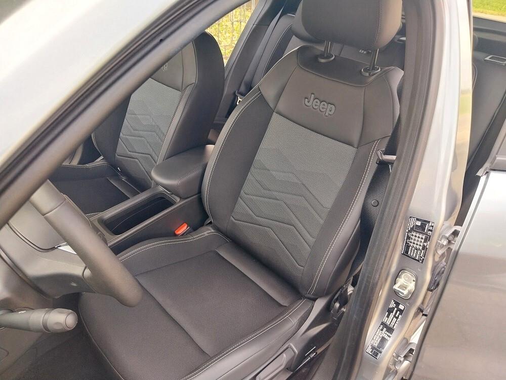 Jeep Avenger 1.2 Turbo 100 CV Summit