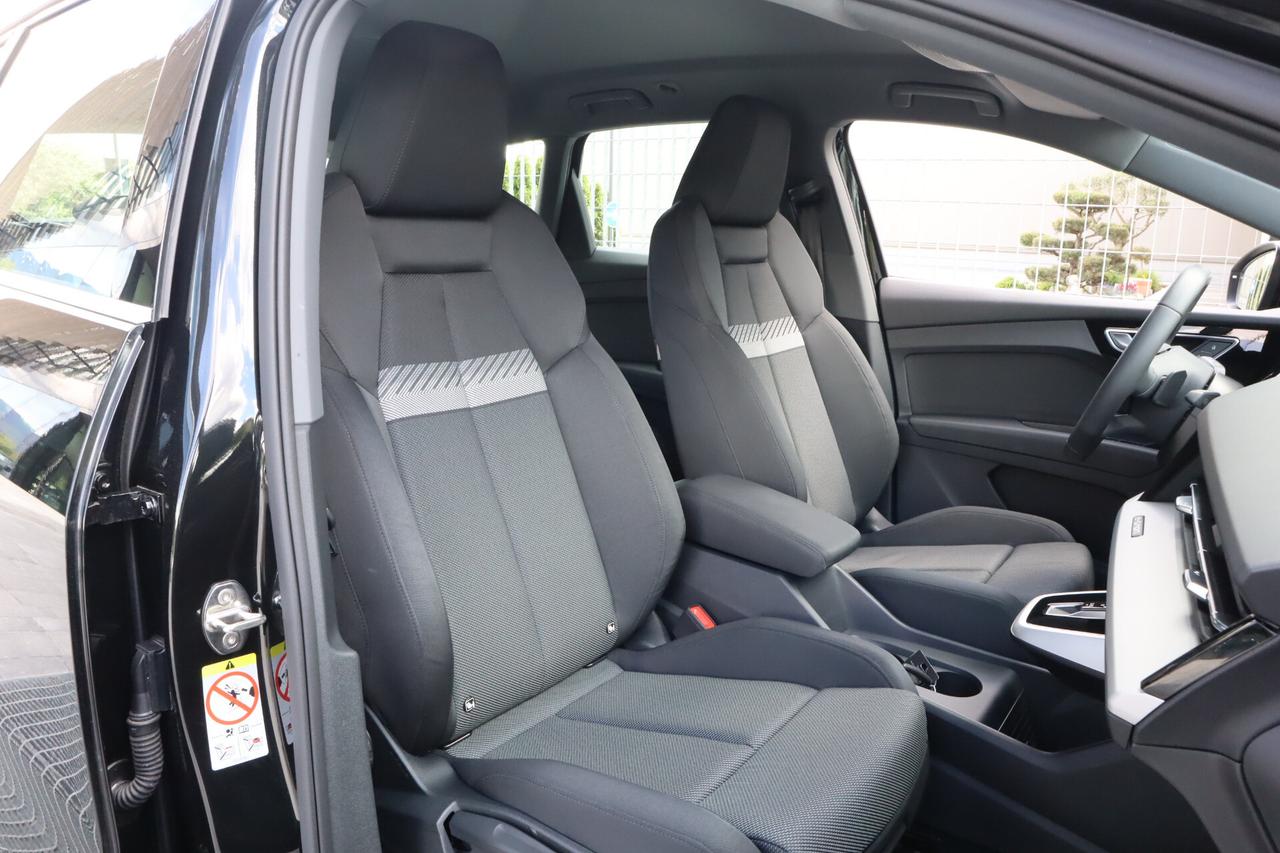 Audi Q4 E Tron 45 QUATTRO ACC LED CAMERA 19" SOLO 14.500KM!