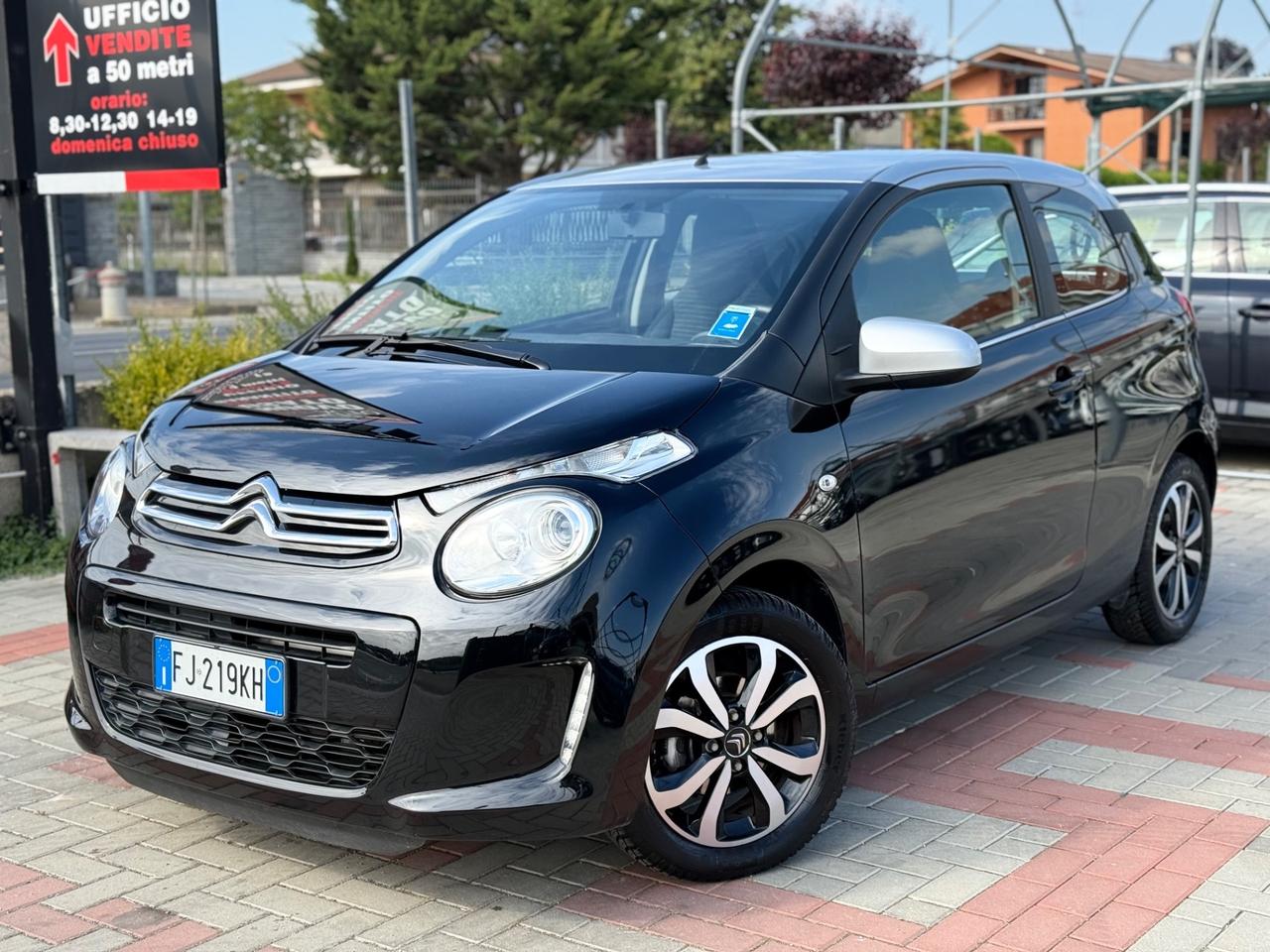 Citroen C1 PureTech 82 3 porte Shine