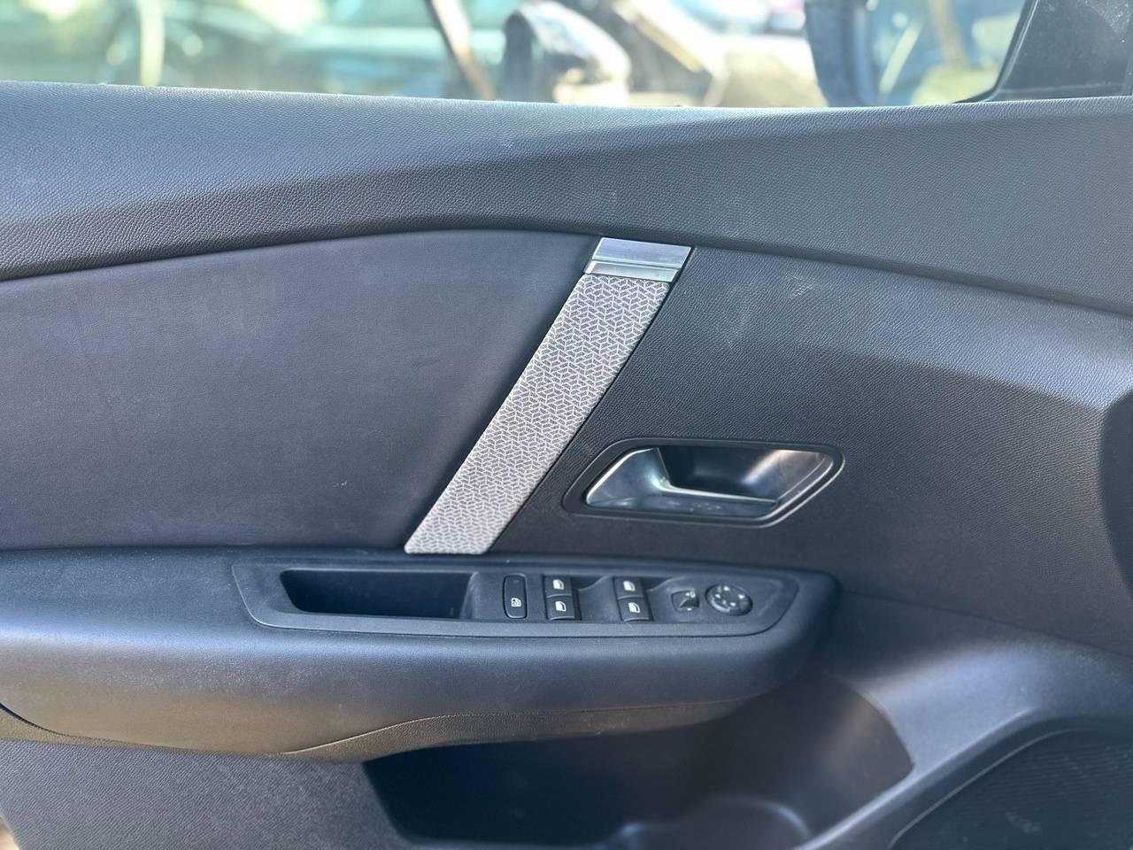 CITROEN C4 III 2021 - C4 1.2 puretech Shine s&s 130cv