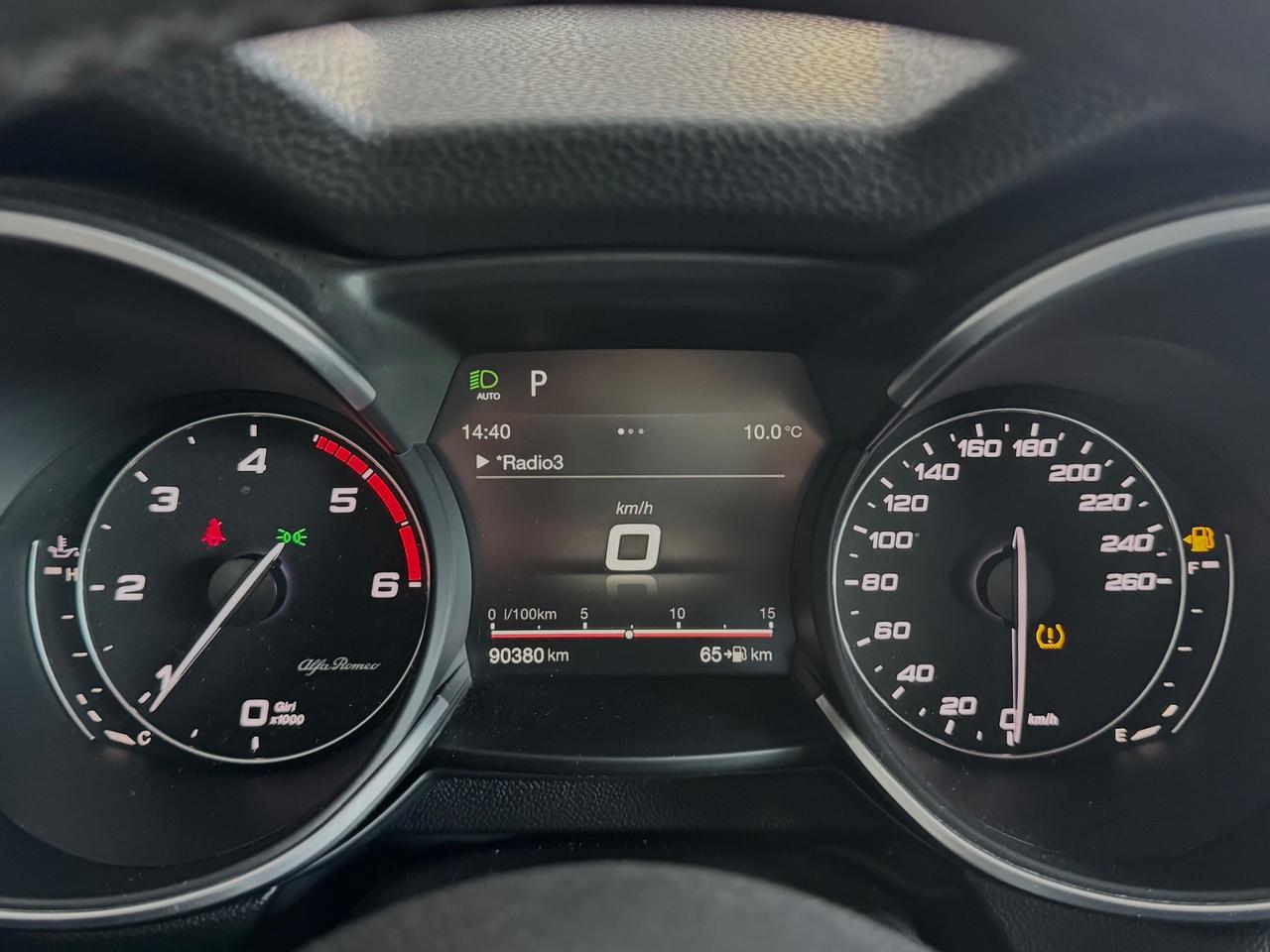 Alfa Romeo Stelvio 2.2 Turbodiesel 180 CV AT8 RWD Executive