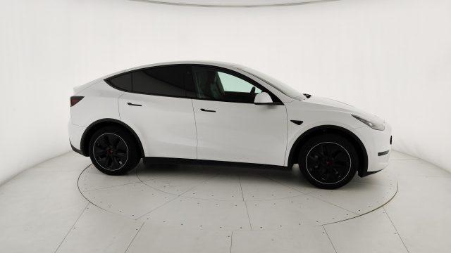 TESLA Model Y RWD