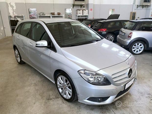 MERCEDES B 180 CDI Executive -GARANZIA 12m-