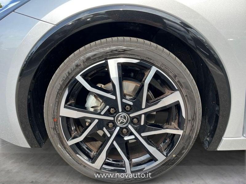 Toyota Prius Plug-in Hybrid Lounge