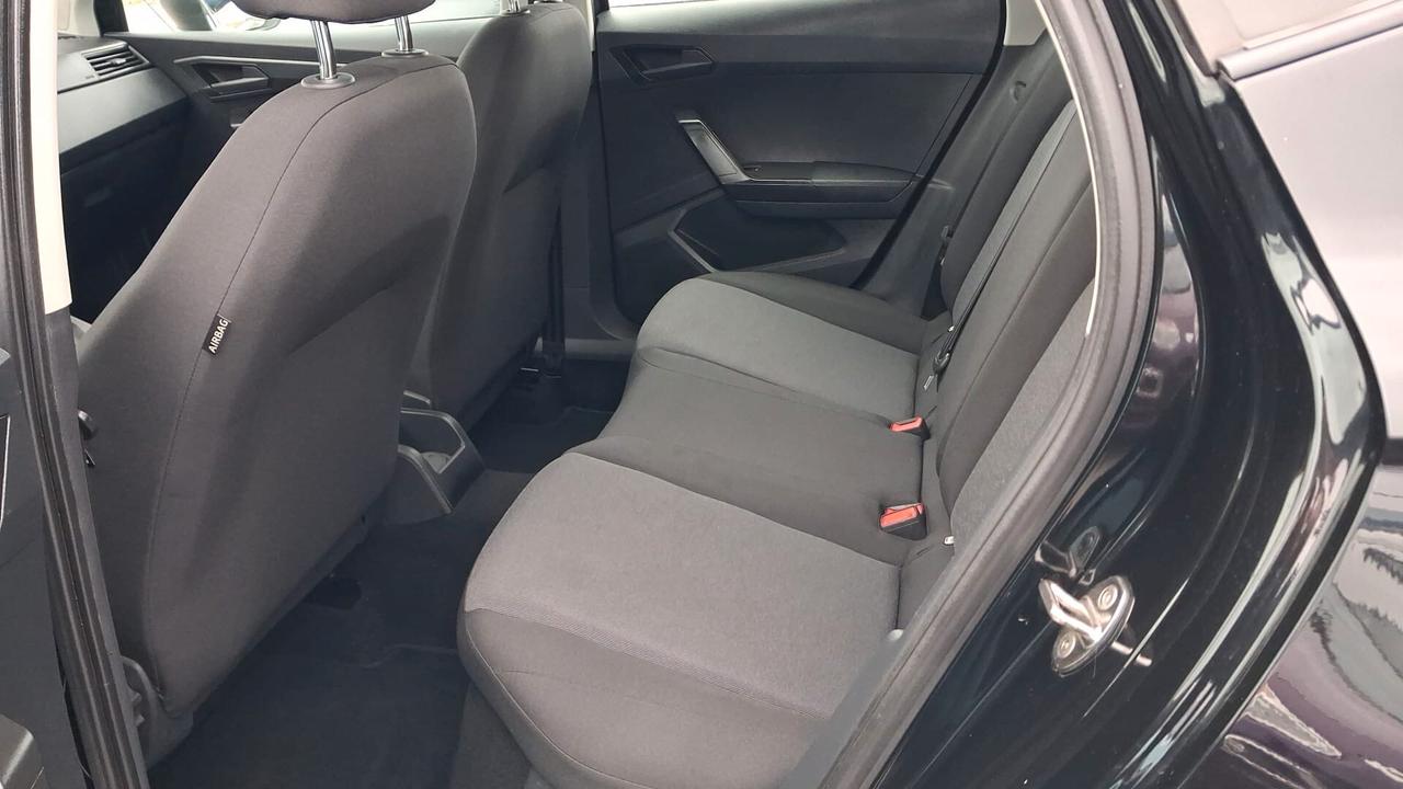 Seat Arona 1.o benzina metano