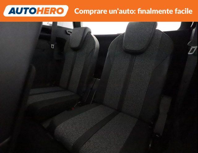 PEUGEOT 5008 BlueHDi 130 S&S Allure