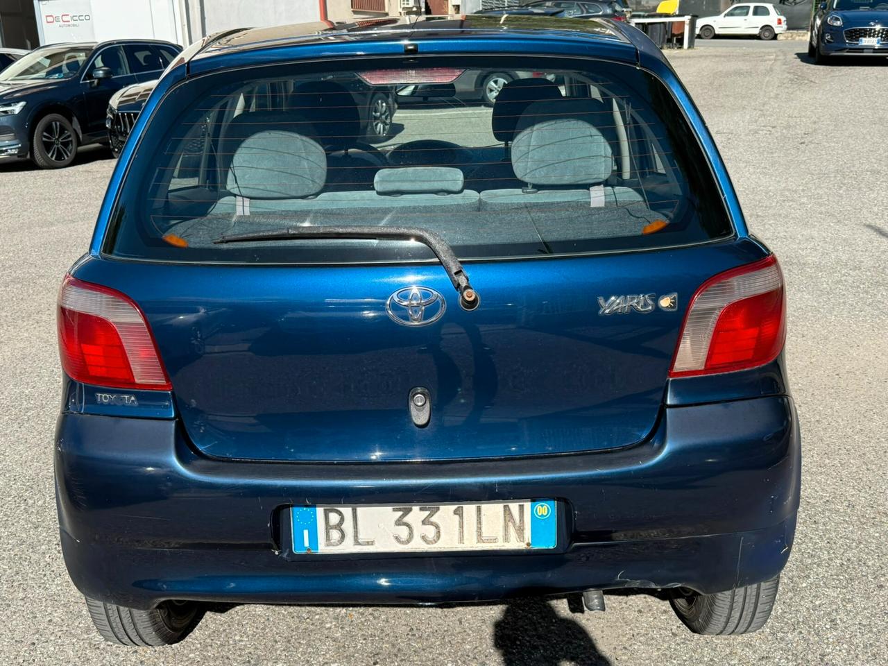 Toyota Yaris 1.0i 16V cat 5 porte Sol