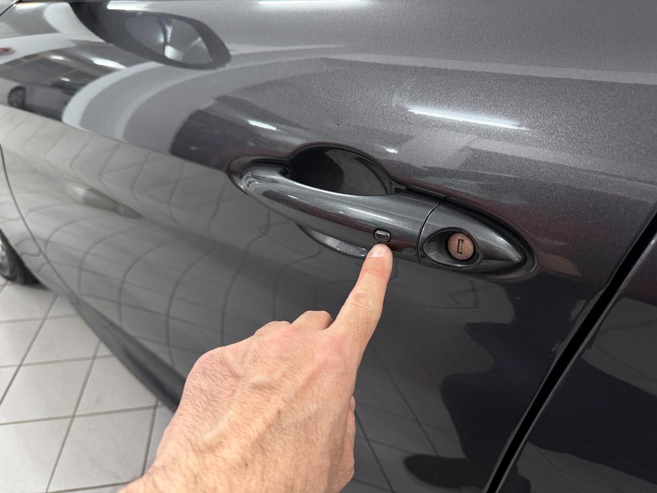 Alfa Romeo Giulia 2.2 TD 150 CV BUSINESS NAVI DISTRIBUZIONE ESEGUITA