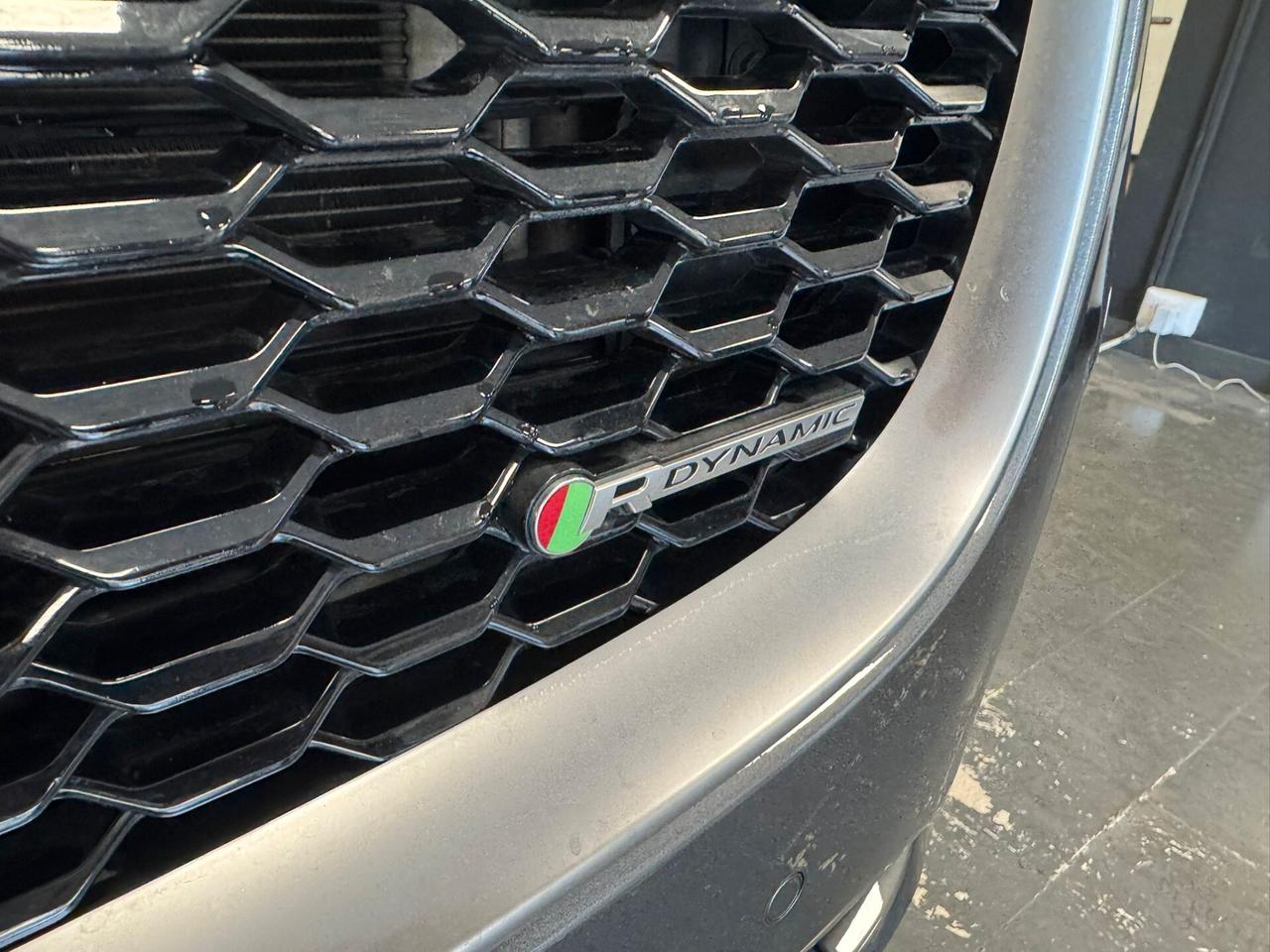 Jaguar E-Pace 2.0D 180 CV AWD R-Dynamic S